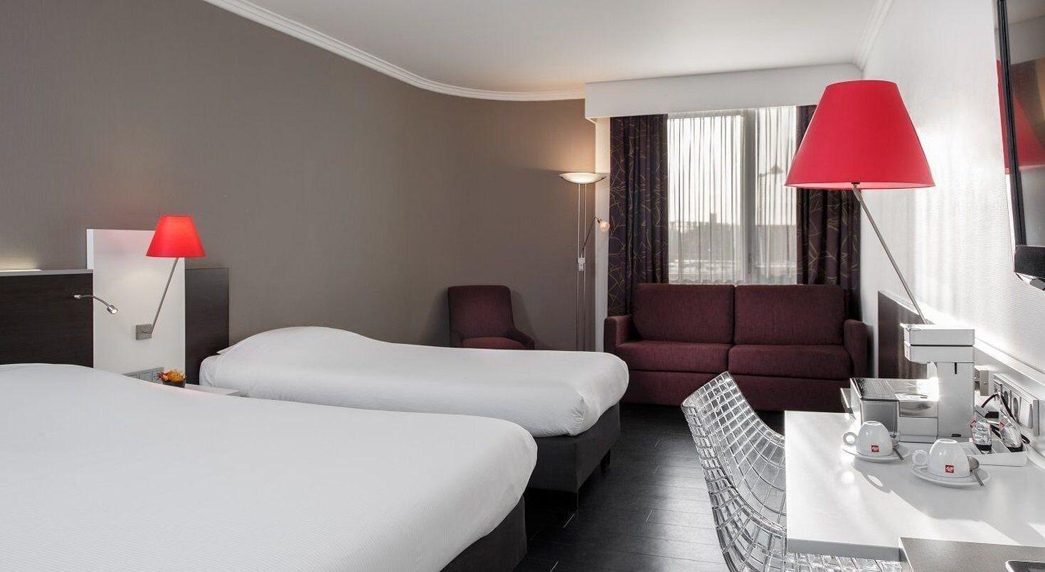 Postillion Utrecht 4*