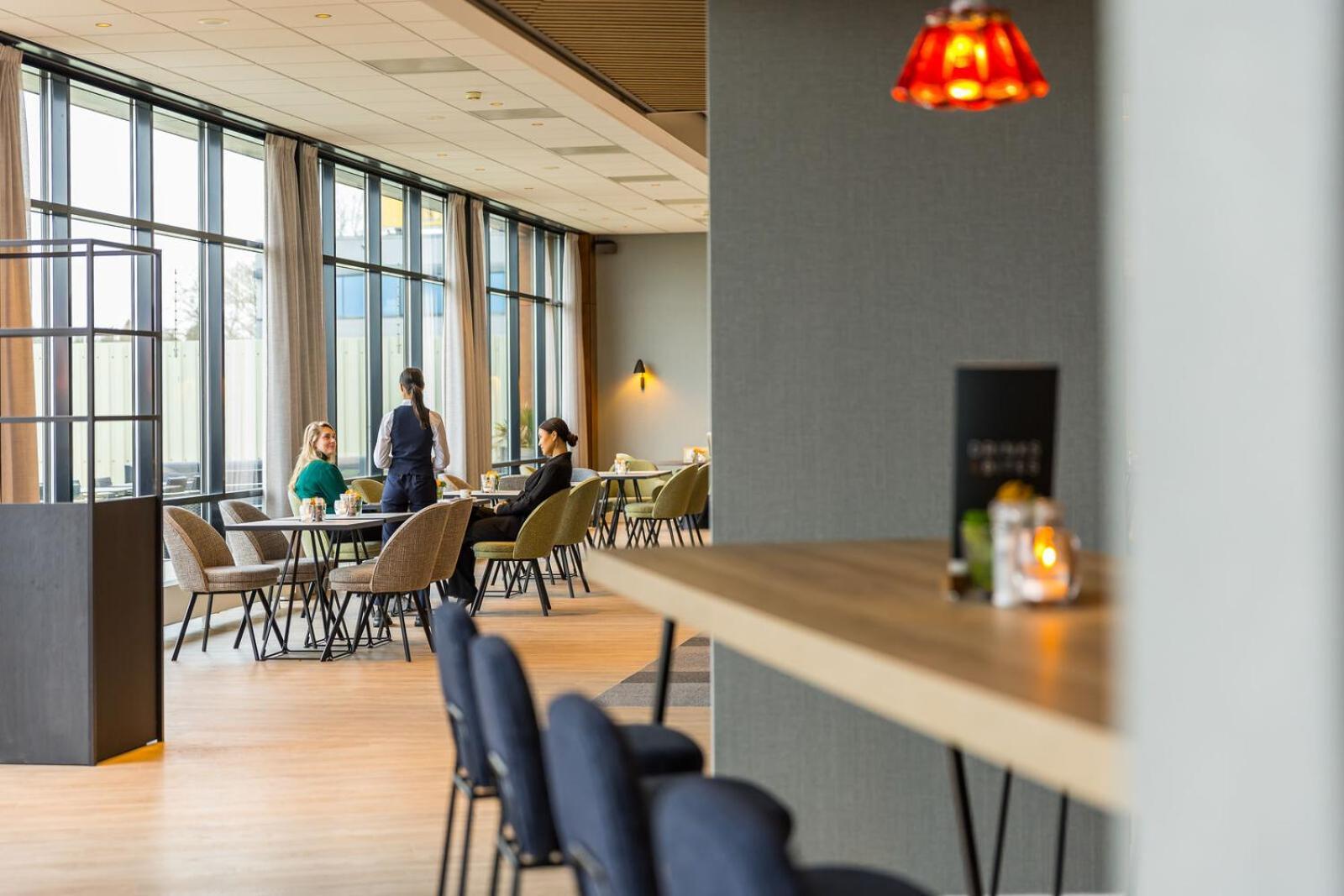 Postillion Utrecht 4*
