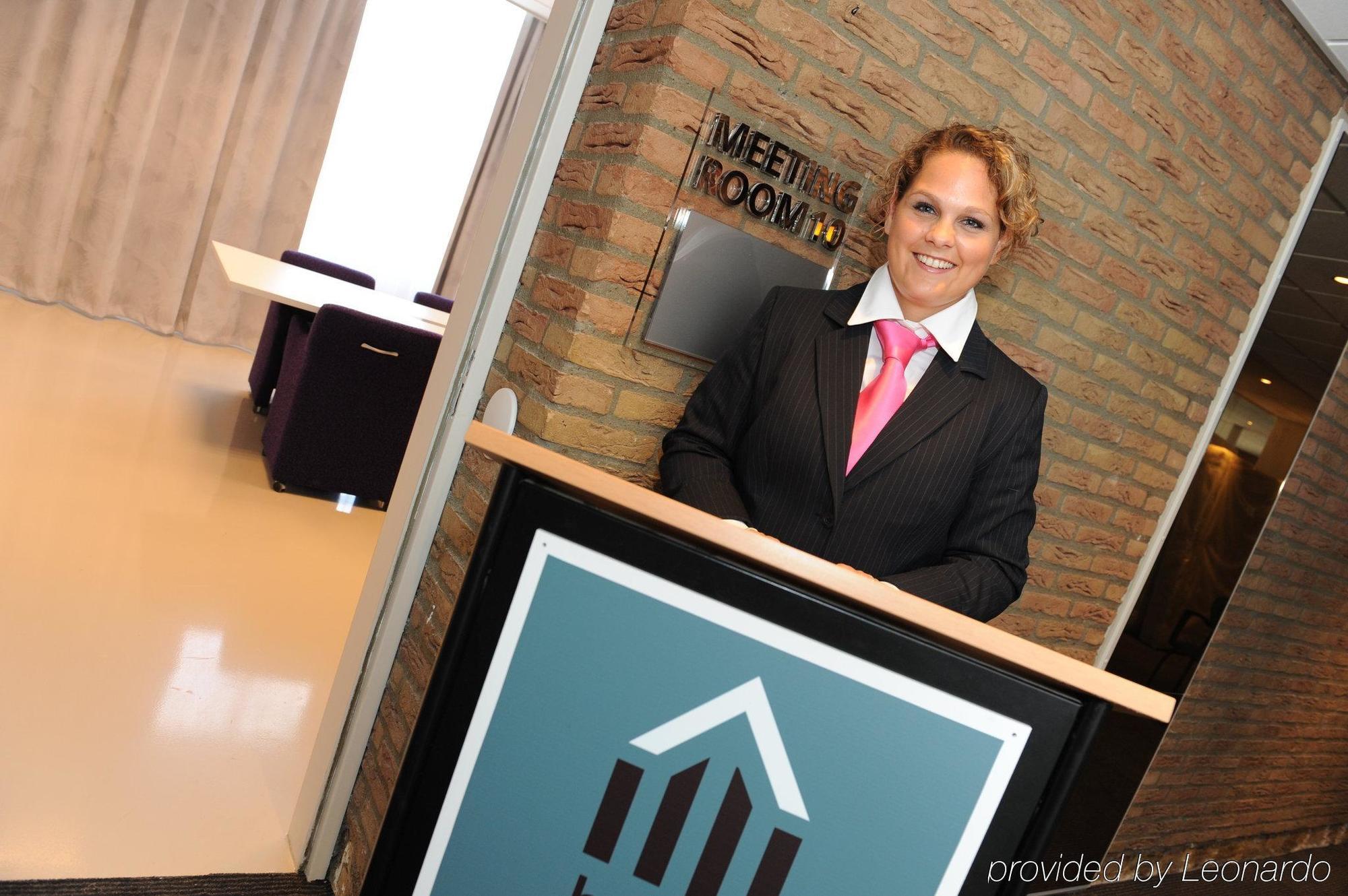Postillion Utrecht Hotel 4*